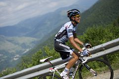 Contador: "No me gusta esta forma de correr, es muy diferente a la mía"
