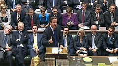 Cameron se enfrenta al Parlamento y admite que "de haberlo sabido" no habría contratado a Coulson