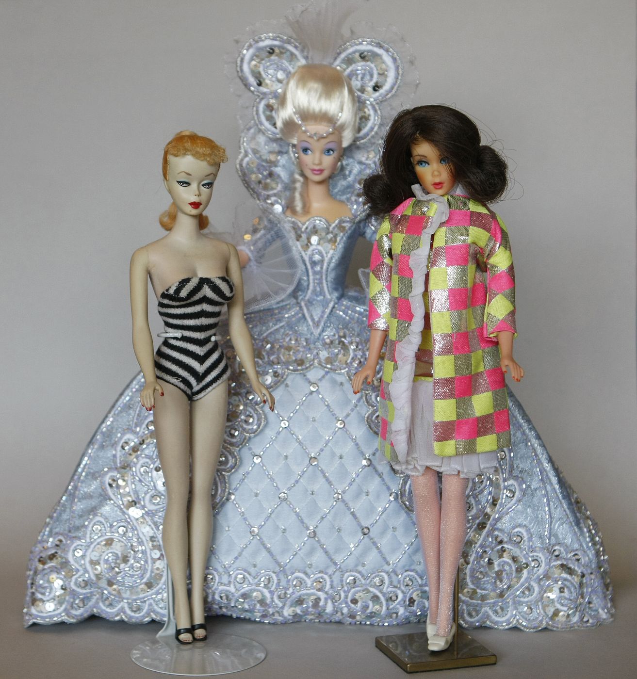 A lo largo de 50 años, Barbie ha tenido numerosos cambios de 'look' .