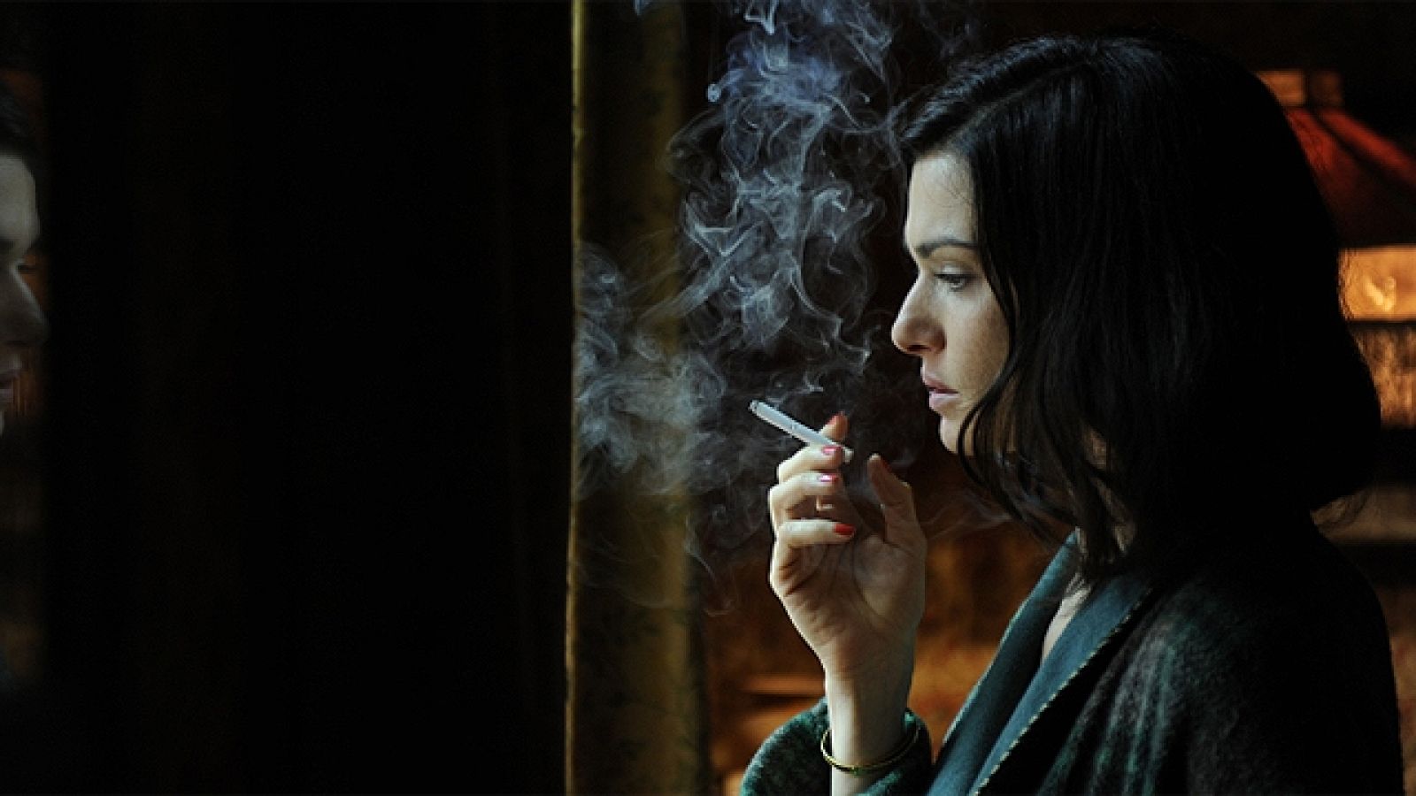 La actriz Rachel Weisz en 'The Deep Blue Sea' de Terence Davies