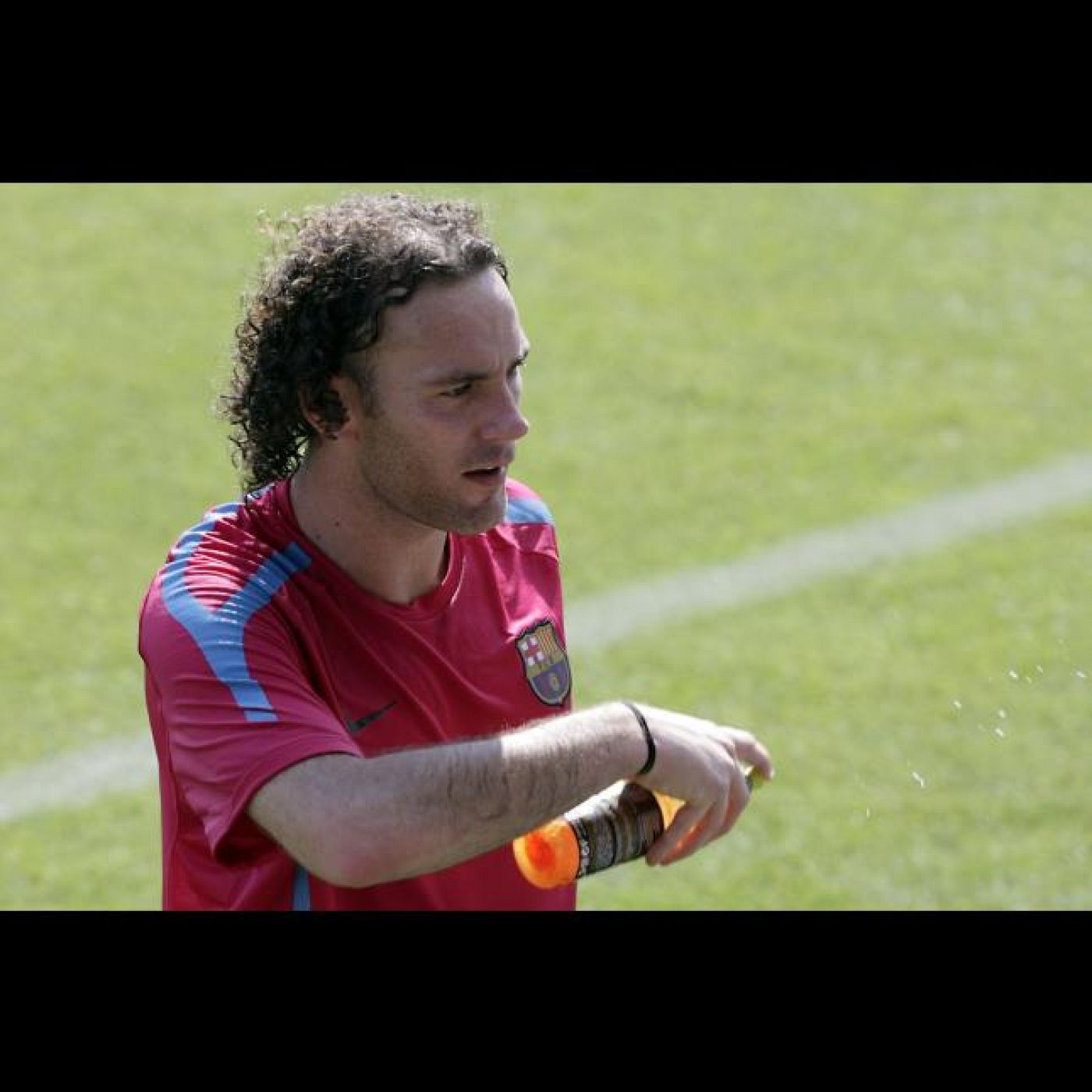 Gaby Milito se despide del Barça tras 4 temporadas en el Camp Nou