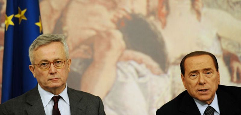 Italia adelanta las reformas de su plan de austeridad para intentar calmar a los mercados 