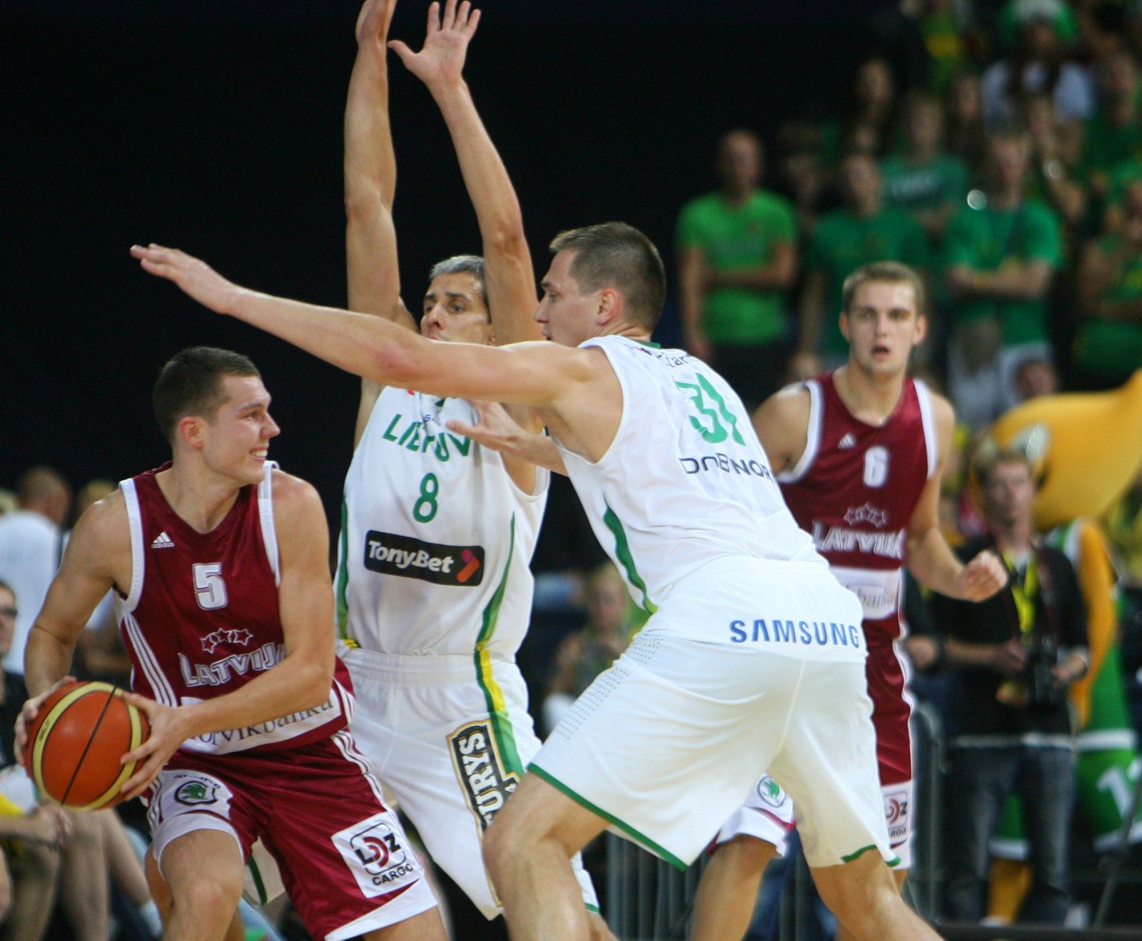 basket-ltu-lat-035767-01-07-20110820-211003