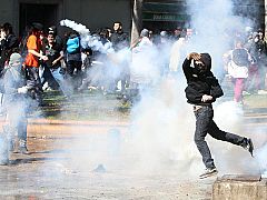 Miles de chilenos piden educación gratuita en una protesta que acaba con 300 detenidos