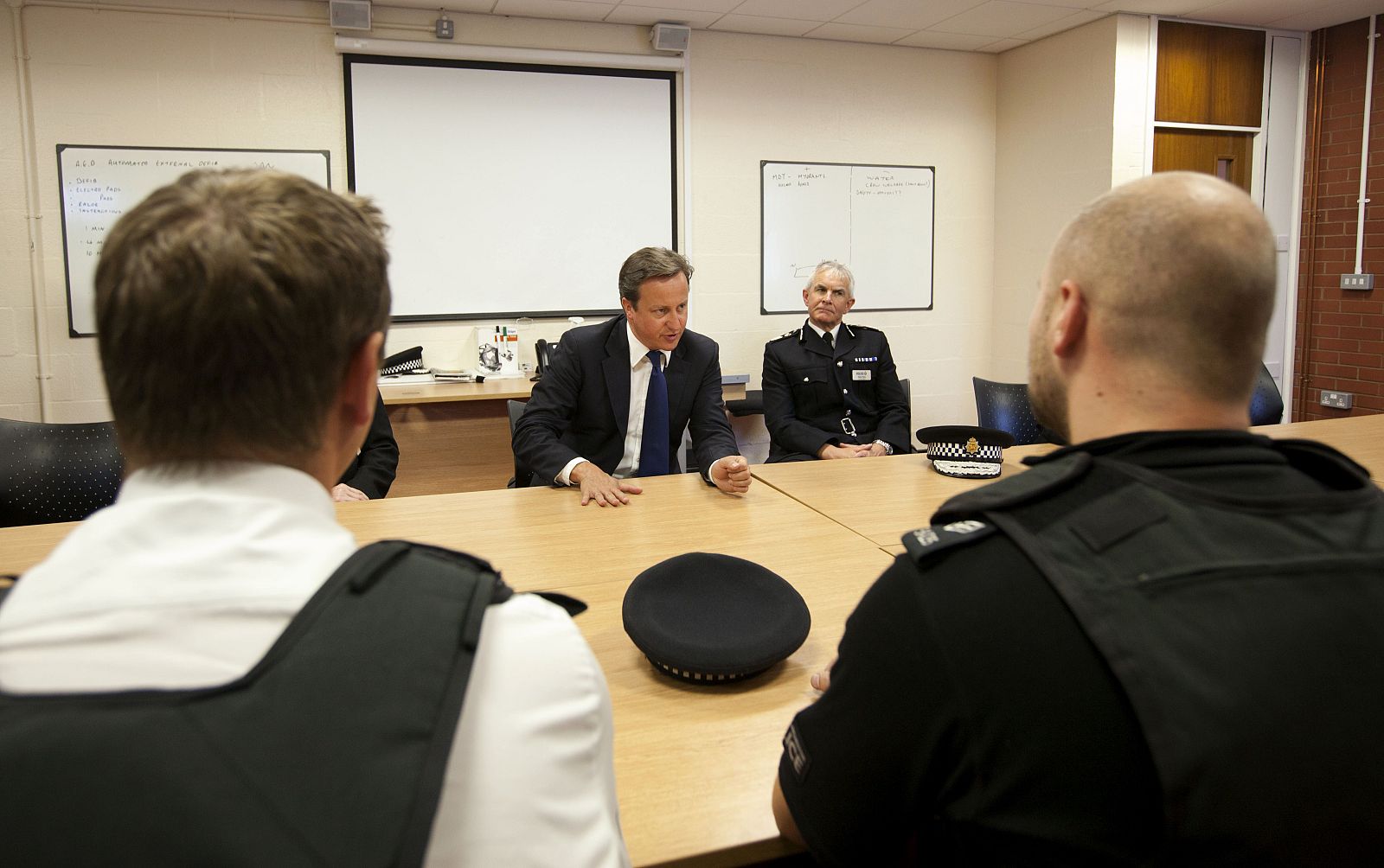 britain-police-unres-993475-01-07-20110812-143008