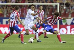 Elías encarrila la eliminatoria para el Atlético