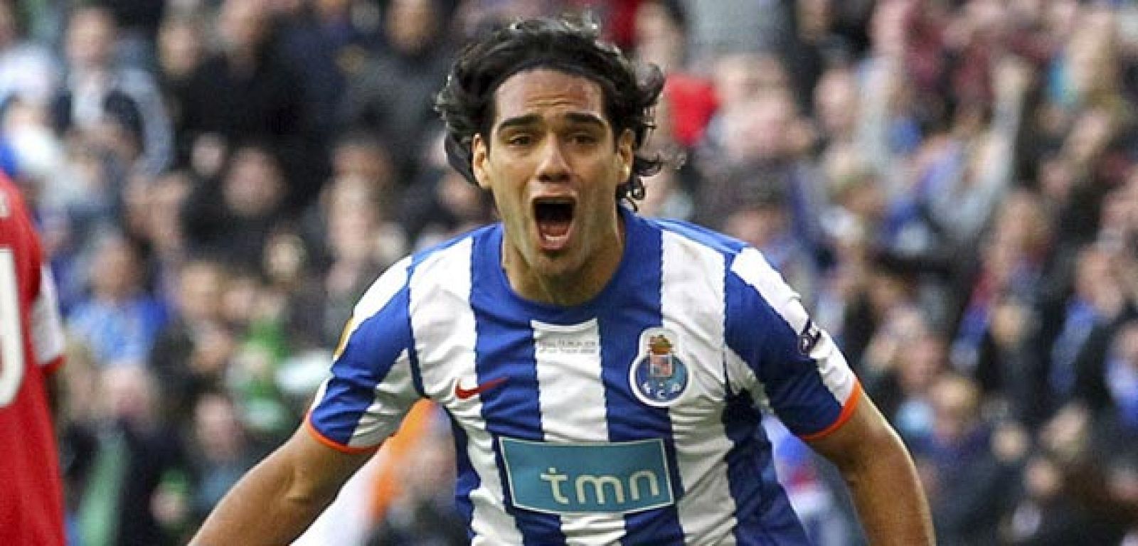 El colombiano Falcao celebrando uno de los goles que marcó con el Oporto.