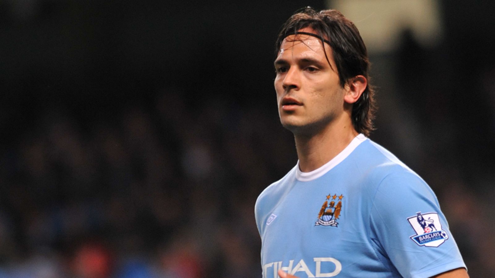 El jugador paraguayo del Mnachester City, Roque Santa Cruz, ha sido cedido al Betis por un millón y medio de euros