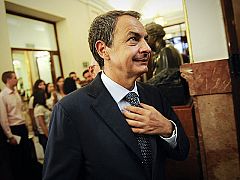 Zapatero se siente "satisfecho" porque la reforma constitucional es "muy importante" para España
