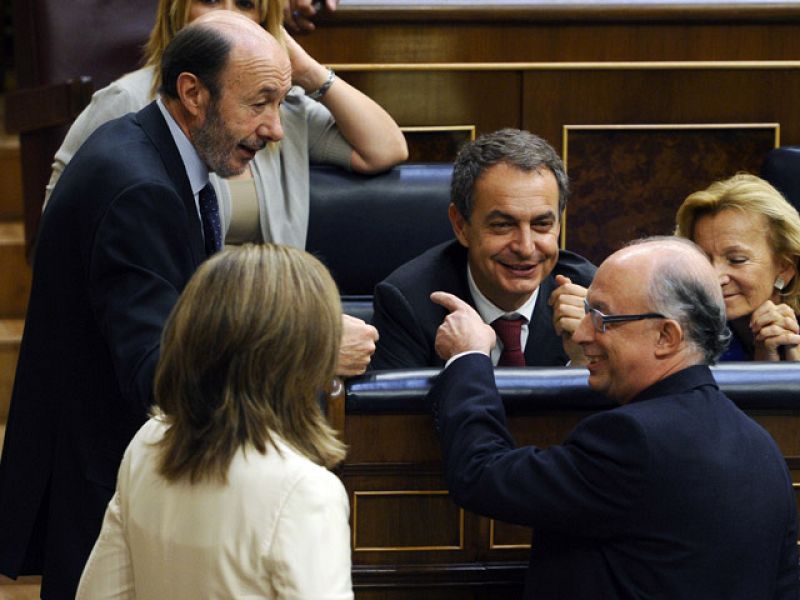 El Congreso avala la reforma de la Carta Magna con un 10 % de diputados ausentes