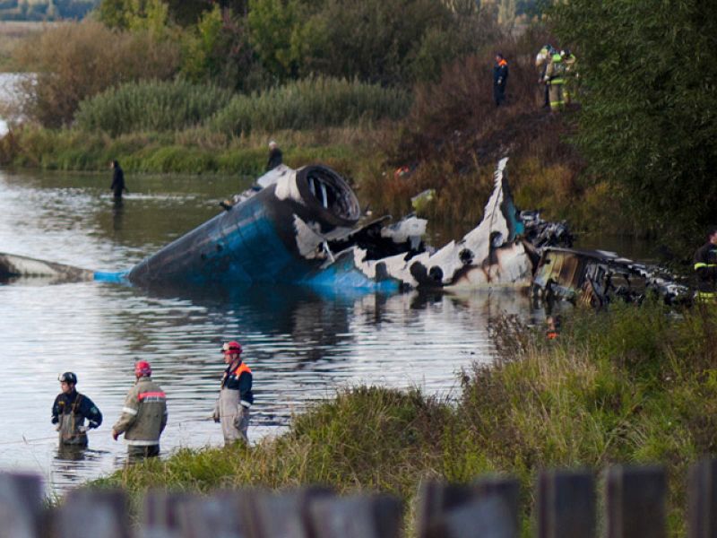 Mueren 43 personas en el accidente de avión de un equipo ruso de hockey profesional 