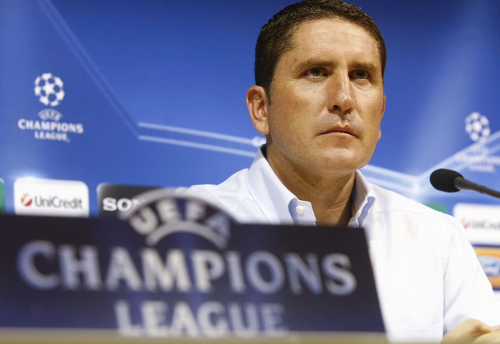 Juan Carlos Garrido, entrenador del Villarreal, en rueda de prensa.