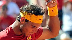 Rafa Nadal da un auténtico repaso a Gasquet y da el primer punto a España