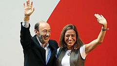 Rubalcaba avala el modelo lingüístico catalán y acusa a Rajoy de actuar como un "pirómano"