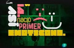 El emoticono :-) cumple años
