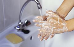 Las moléculas tensoactivas y el secreto del jabón