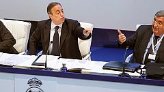 Florentino Pérez concede la insignia de oro del club a Del Bosque, Nadal y Plácido Domingo