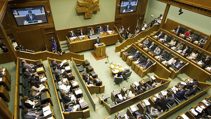 El PP le dice a López que la política penitenciaria es individual y Bildu ve insuficiente la propuesta