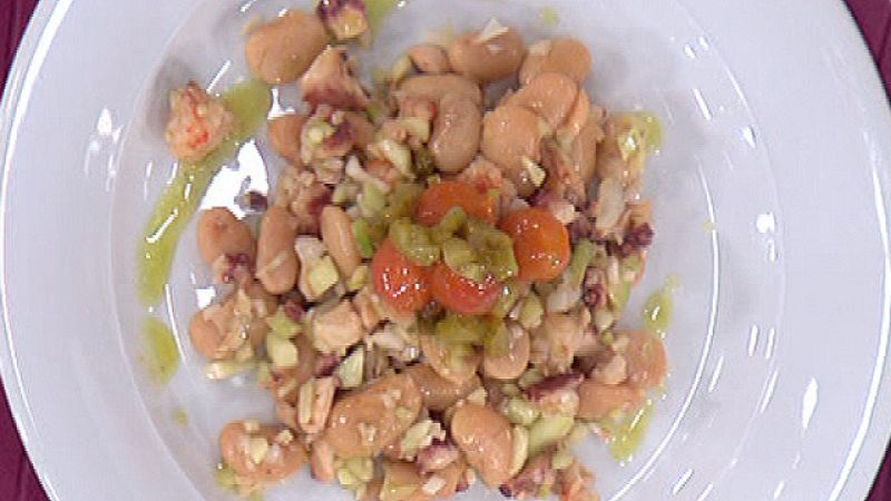 Judiones templados con pulpo en salsa albahaca (03/10/2011) 