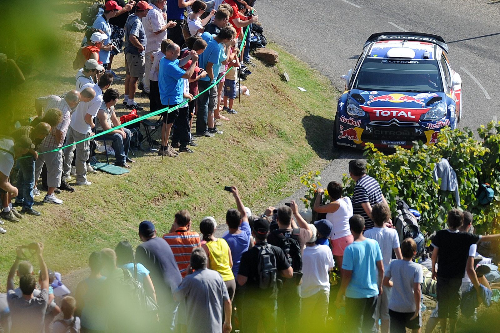Sebastien Ogier ha ganado el Rally de Francia.