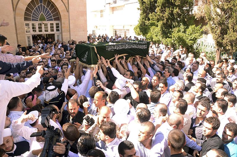 Los fallecidos por la represión en Siria son casi 3.000 y los enfrentamientos no cesan 