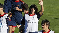 España se entrena sin Sergio Ramos pero recupera a Xabi Alonso