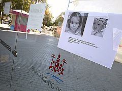 Analizan un vídeo en el que se ve solo en el parque al padre de los niños desaparecidos