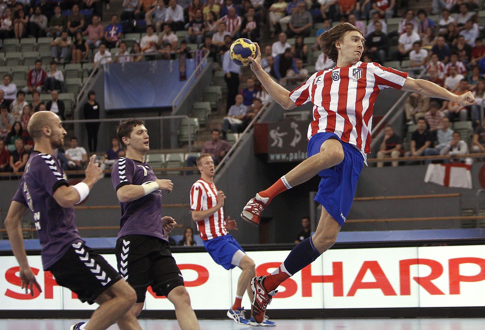 ATLÉTICO DE MADRID CHEKHOVSKIE