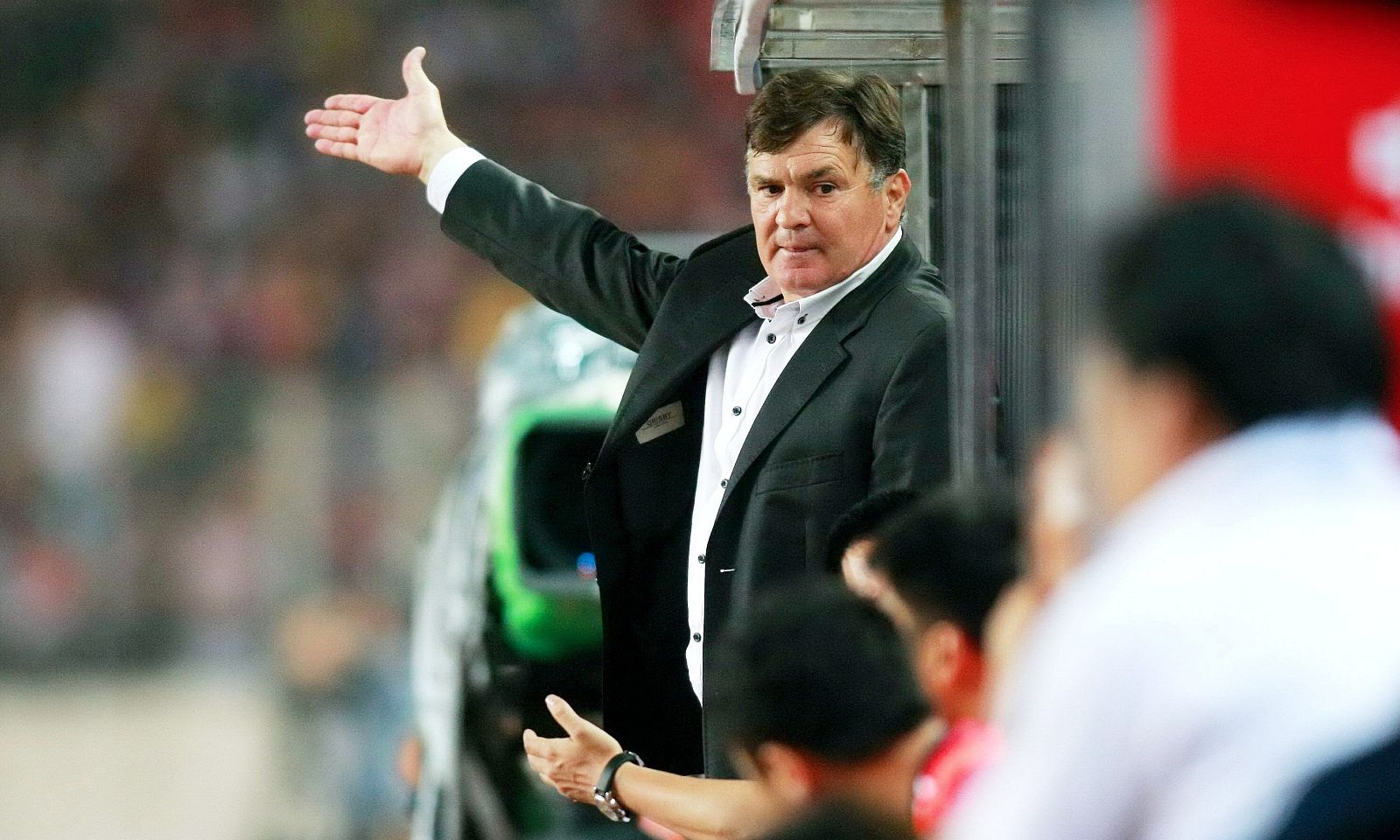 JOSÉ ANTONIO CAMACHO DEBUTA COMO SELECCIONADOR DE CHINA