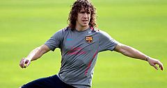 Puyol se entrena al margen del grupo y es baja para el partido contra el Granada