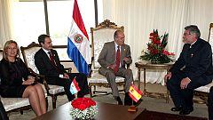 Los líderes iberoamericanos felicitan al rey y a Zapatero por el fin de ETA