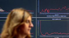 La UE insta a Grecia a cumplir con sus compromisos tras el anuncio del referéndum