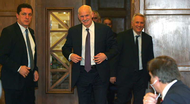 El Gobierno griego mantiene el referéndum y confía en superar el voto de confianza