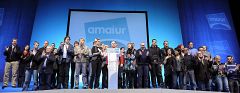 Amaiur lee en un mitin una carta de Otegi pidiendo a PP y PSOE el derecho de autodeterminación