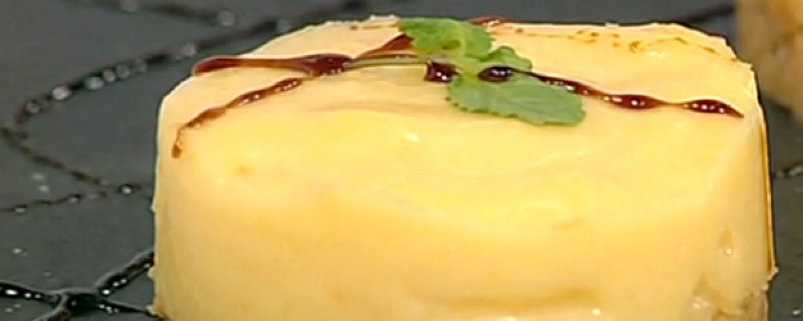 Flan de queso cheddar con galletas (09/11/2011)