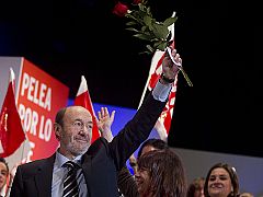 Rubalcaba de Aznar: "Es irresponsable que un expresidente diga que España está en bancarrota"