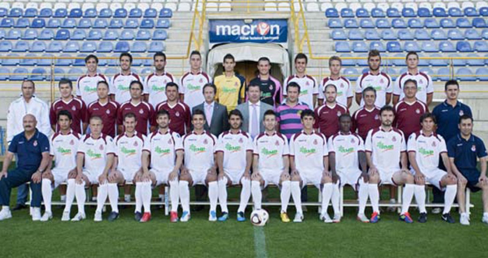 La plantilla de la Cultural Leonesa, cuyos jugadores podrán ser apadrinados.