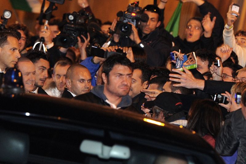 Manifestaciones en favor de Berlusconi y para exigir elecciones anticipadas