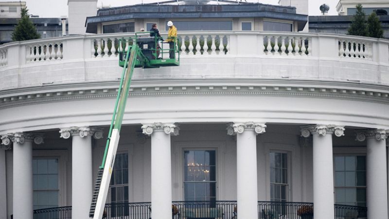 El joven detenido por disparar contra la Casa Blanca, acusado de intentar asesinar a Obama