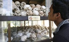 El Tribunal sobre el genocidio en Camboya inicia las diligencias decisivas contra exdirigentes del Jemer Rojo