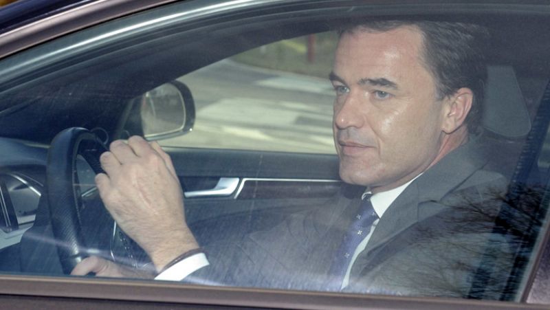 El rey belga reúne a los partidos tras la dimisión del pirmer ministro, encargado de formar gobierno