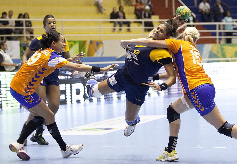 España comienza con victoria el mundial de balonmano femenino