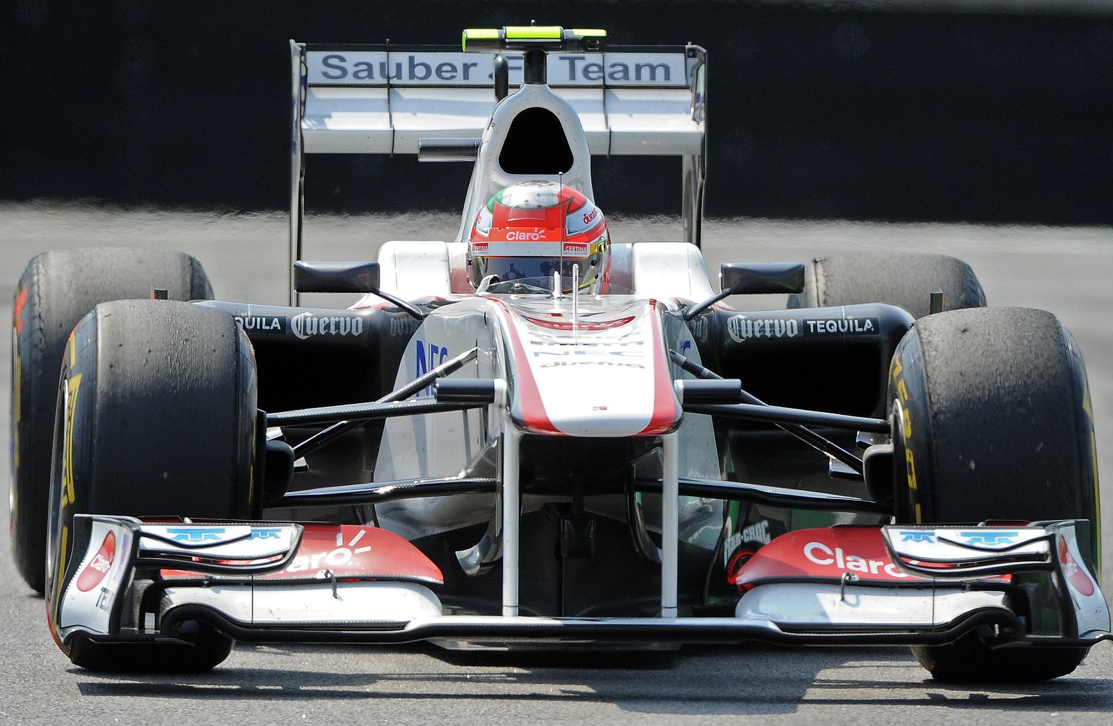 auto-prix-f1-practic-675452-01-07-20111125-205345