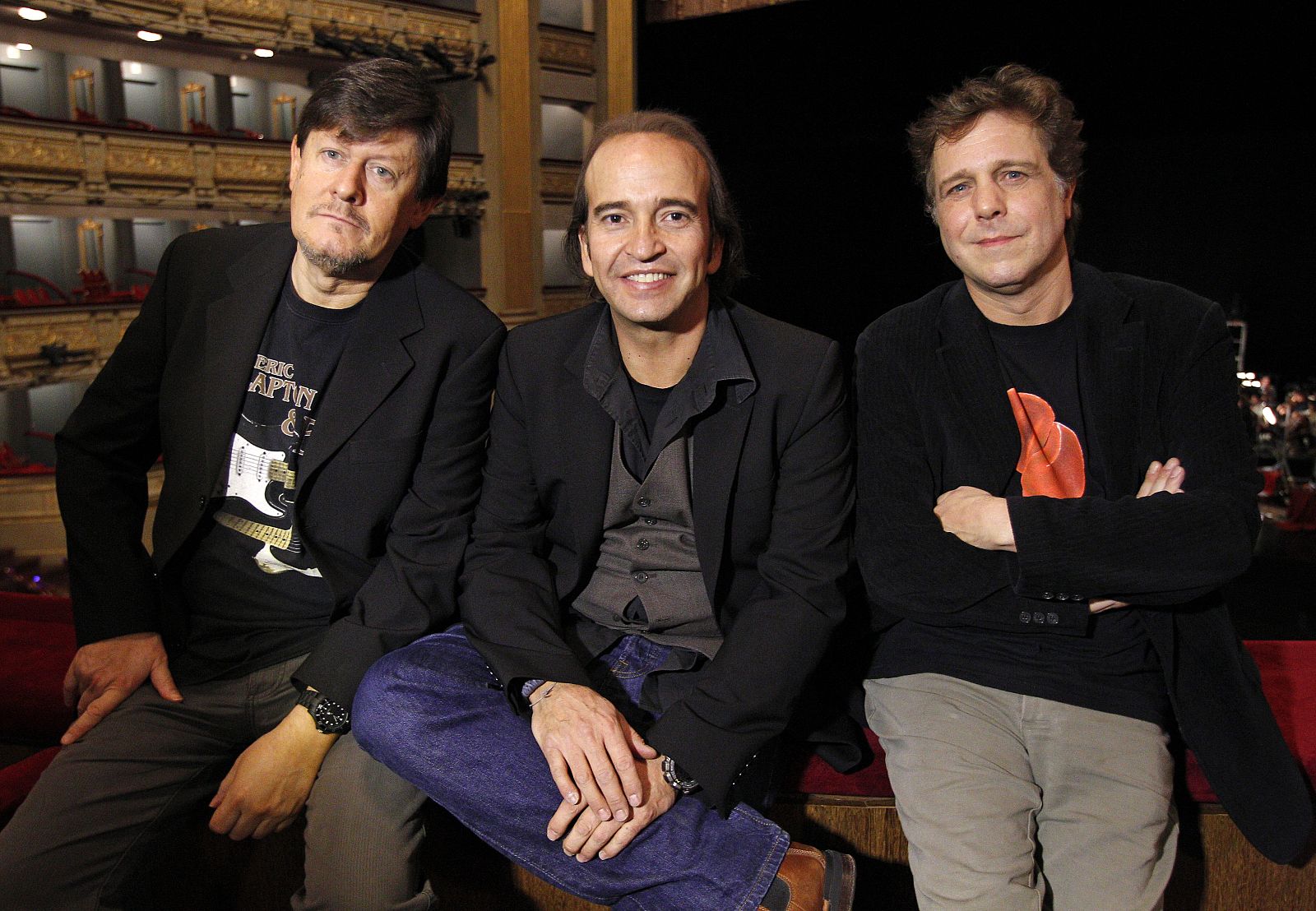 Tres de los componentes de Los Secretos, Ramón Arroyo, Álvaro Urquijo y Jesús Redondo, antes del concierto,