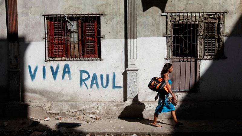 El Gobierno cubano indulta a 2.900 presos, entre ellos cinco detenidos políticos 