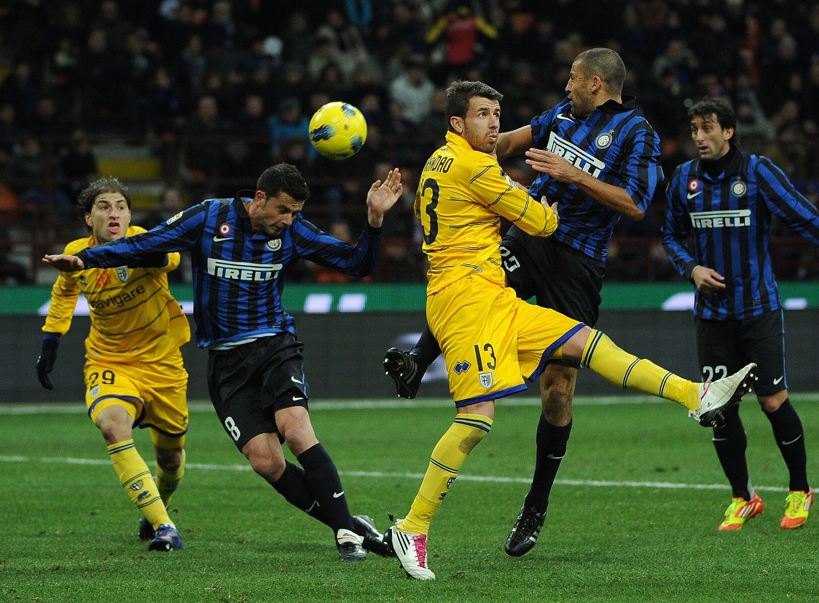 fbl-ita-inter-parma-863650-01-07-20120107-211516
