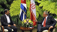 Ahmadineyad visita a Fidel y Raúl Castro en Cuba durante su viaje oficial por América Latina