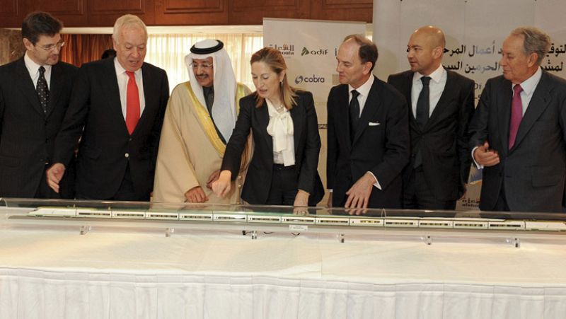 España y Arabia Saudí firman el contrato para contruir el AVE entre Medina y La Meca