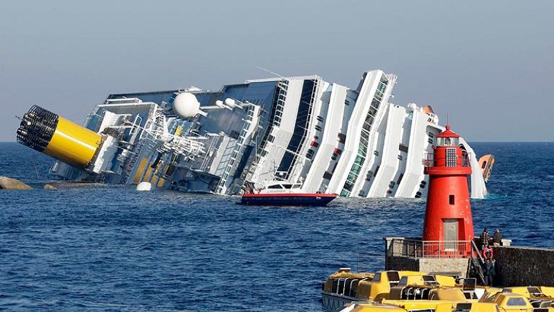 Buscan a un español entre los desaparecidos en el naufragio de un crucero en Italia