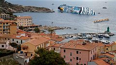 Uno de los dos cadáveres hallados en el interior del crucero podría ser el de un español